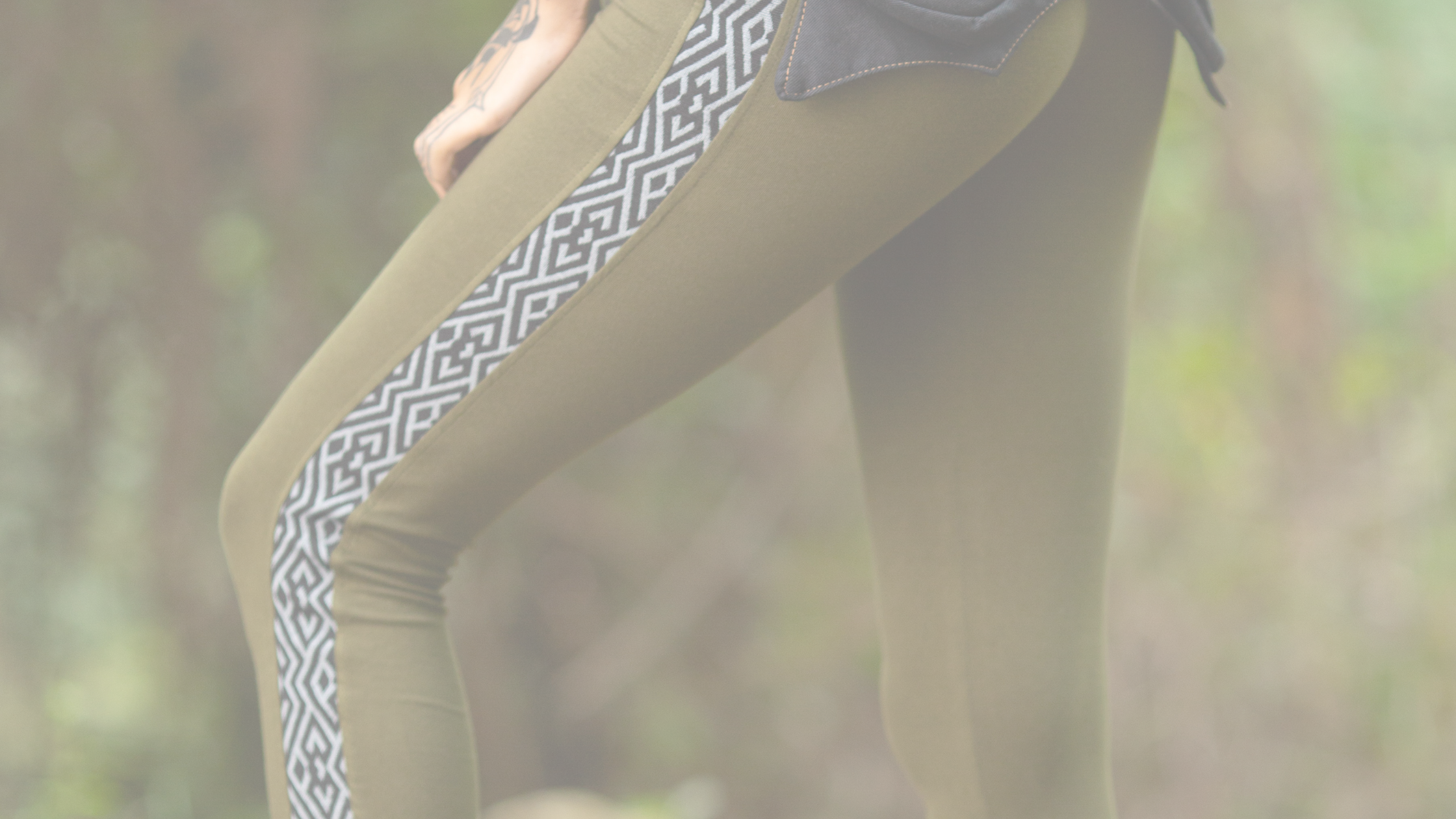 WOMEN'S PANTS, LEGGINGS & TIGHTS