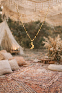 COLLIER CROISSANT DE LUNE