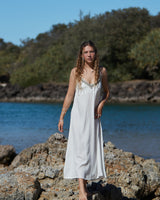 TRADITIONAL LINEN DRESS