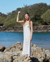 TRADITIONAL LINEN DRESS