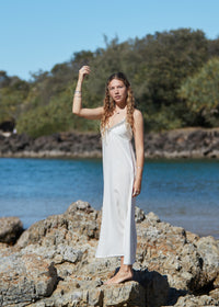 ROBE TRADITIONNELLE EN LIN