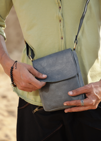 SAC BESACE PAX EN CUIR VÉRITABLE