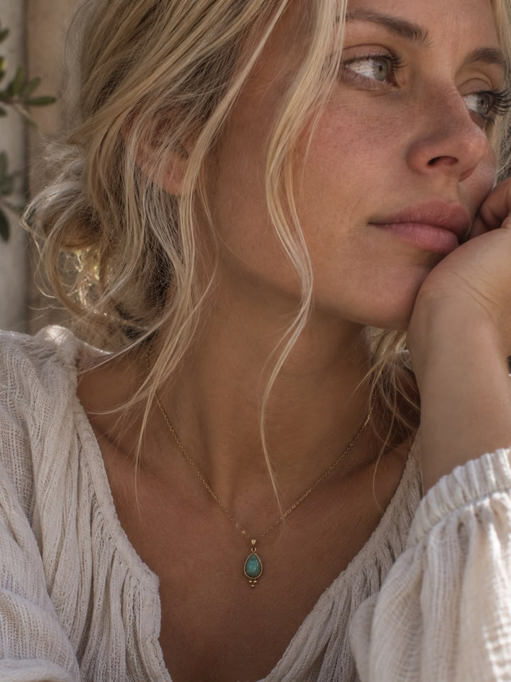 ELARIA NECKLACE