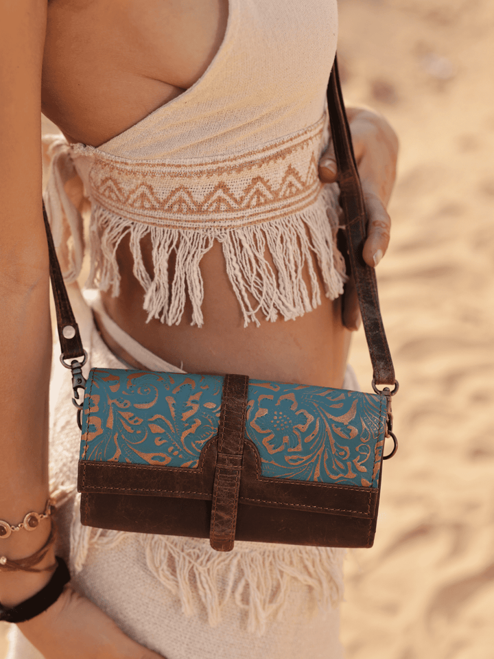 WILDFLOWER CONVERTIBLE LEATHER PURSE - BROWN