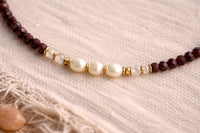 COLLIER ÉQUILIBRE GRENAT ET PERLE