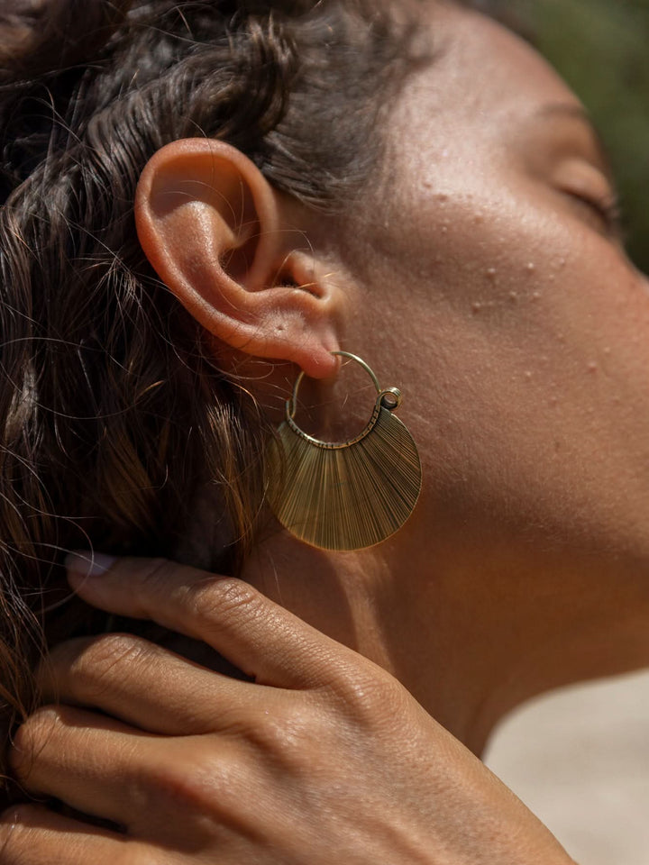 QUANTUM EARRINGS - BRASS