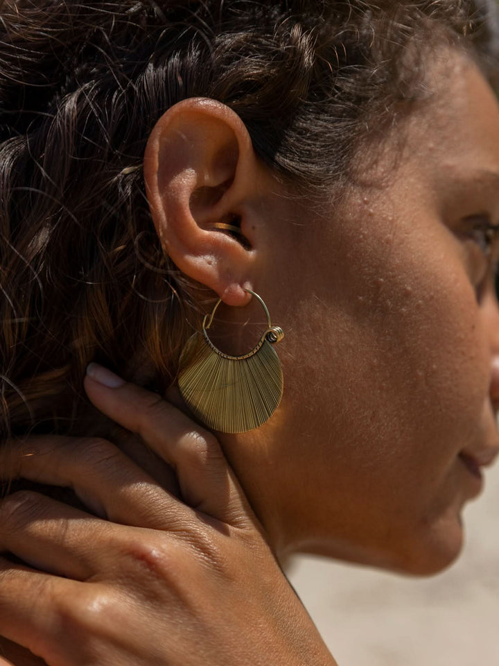 QUANTUM EARRINGS - BRASS