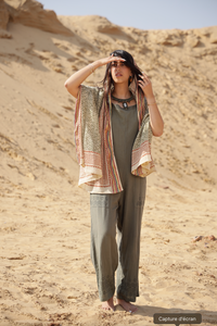 ZAHRA EMBROIDERED SCARF
