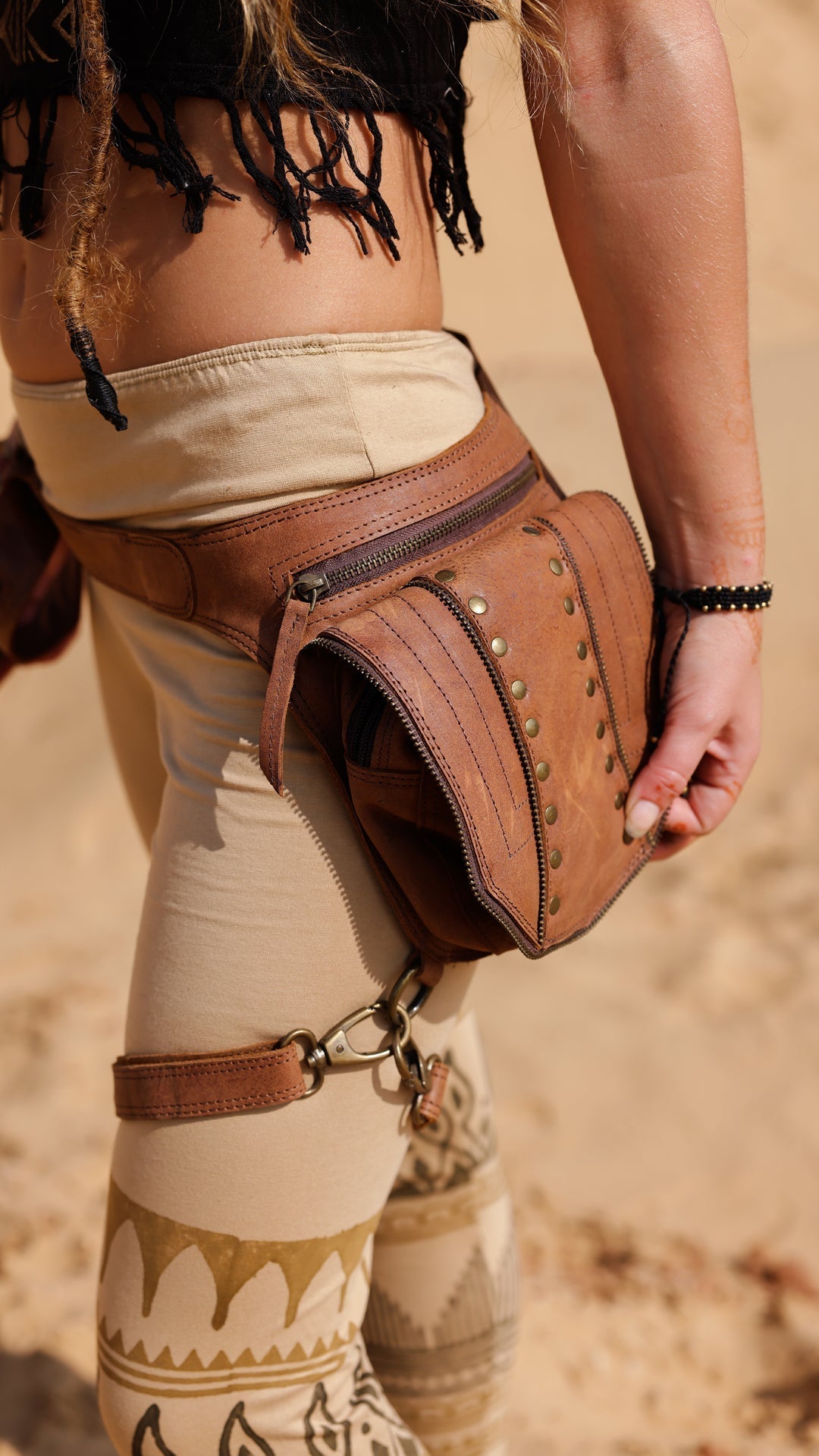 EQUESTRIAN GENUINE LEATHER LEG POCKET BELT