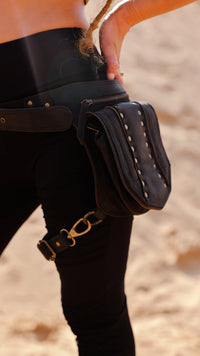 CEINTURE DE JAMBE EN CUIR VÉRITABLE ÉQUESTRE AVEC POCHE - NOIRE