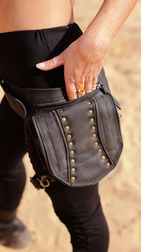 CEINTURE DE JAMBE EN CUIR VÉRITABLE ÉQUESTRE AVEC POCHE - NOIRE