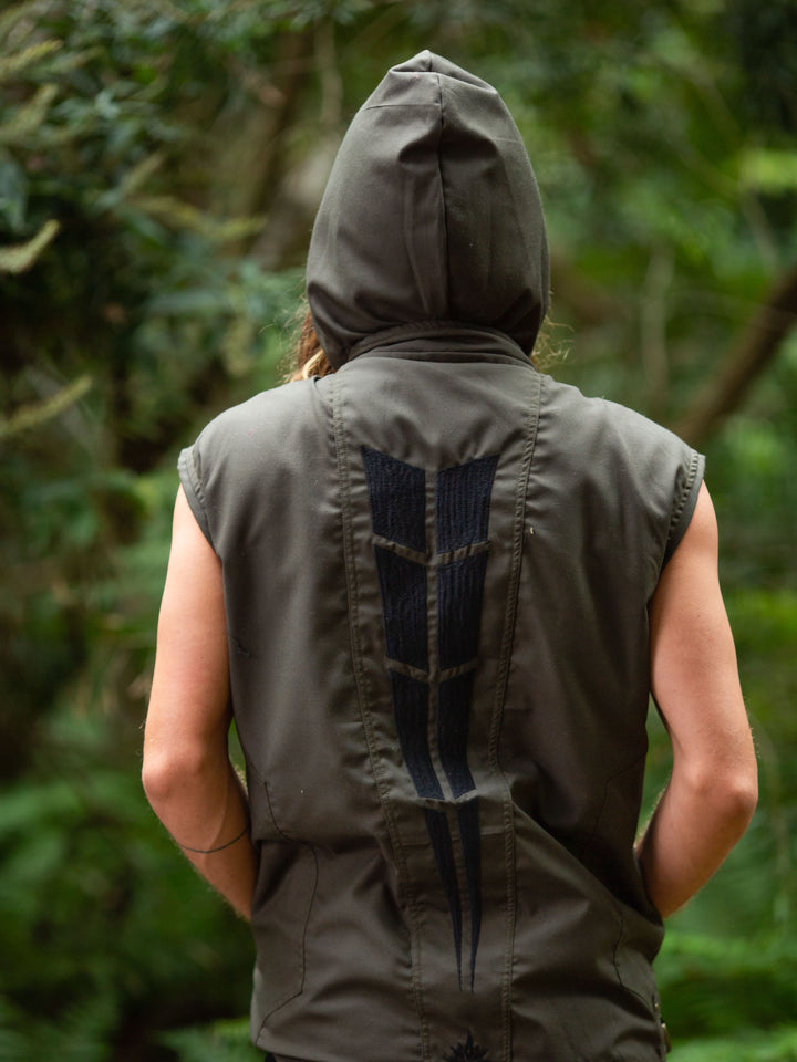 PLEIADIAN VEST - OLIVE