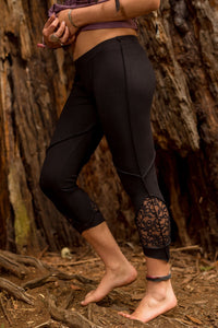 DESERT DWELLER LEGGINGS - BLACK