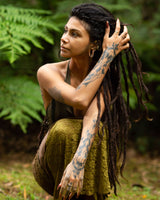 CULTIVATE PEACE TOP - DARK GREEN