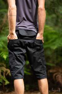 TRADIE SHORTS  - BLACK