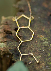 PENDENTIF UNIVERS MOLÉCULE - LAITON
