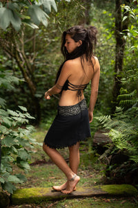 KAHILI TOP - BLACK