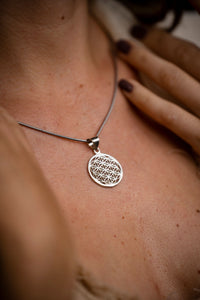PENDENTIF GÉOMÉTRIE SACRÉE FLEUR DE VIE - ARGENT
