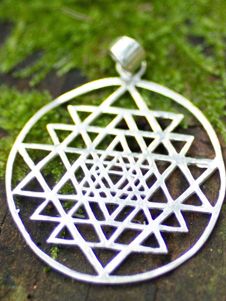 SRI YANTRA PENDANT SACRED GEOMETRY PENDANT - SILVER